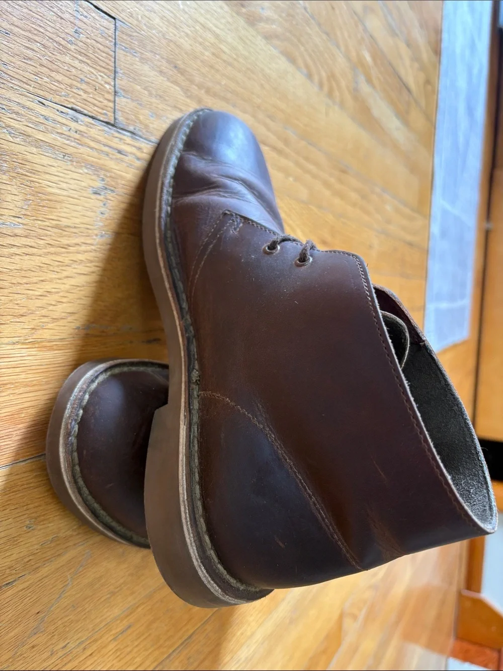 Clarks Men's Brown Leather Chukka Boots